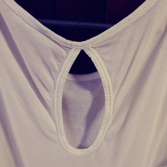 3/$18 Susina White Ruffle Shirt Flutter Sleeve L - Picture 8 of 8